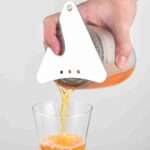 tri-base cocktail strainer for bar and restaurant use